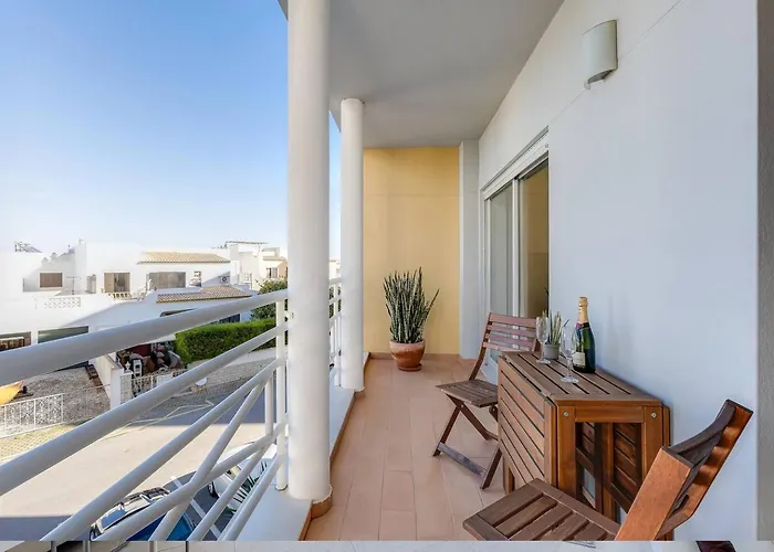 Lagos Beach Apartment * ラゴス